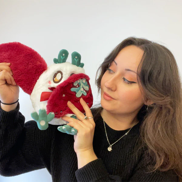 Mini Squishable Mistletoe Baby Mothman - Image 4