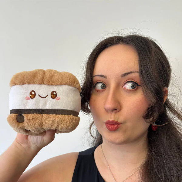 Snacker S'more S1E1 - Image 4