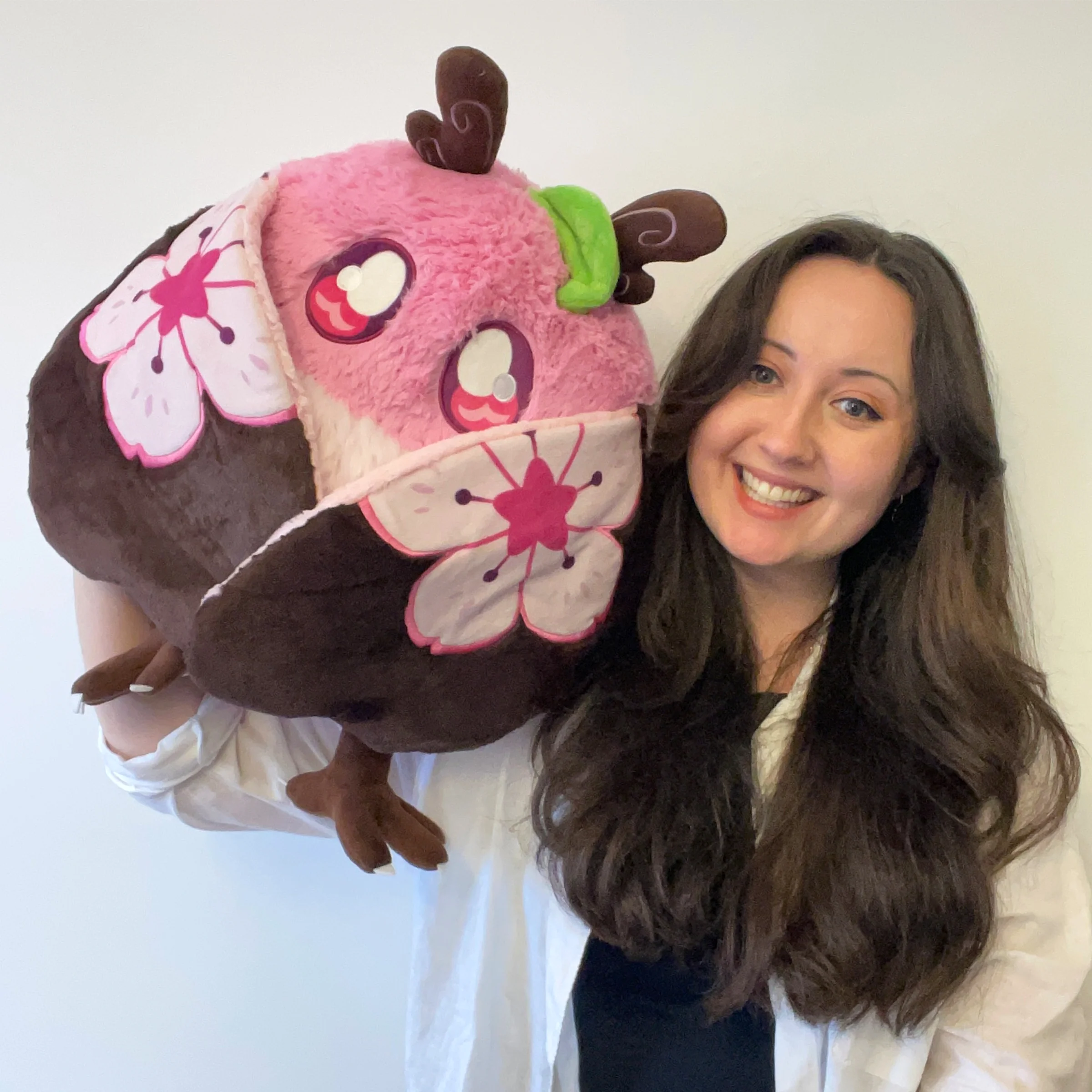 Squishable Sakura Mothman - Image 5